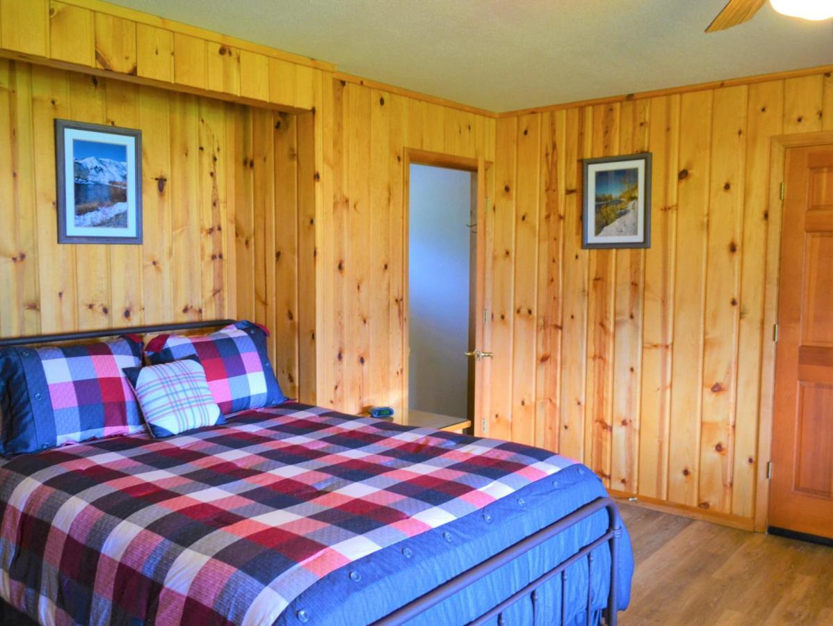 Villa Twin Peaks Guest Ranch Salmon Exterior foto
